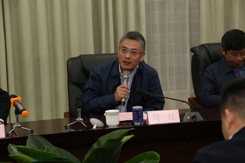 舐め犯し3波多野结衣