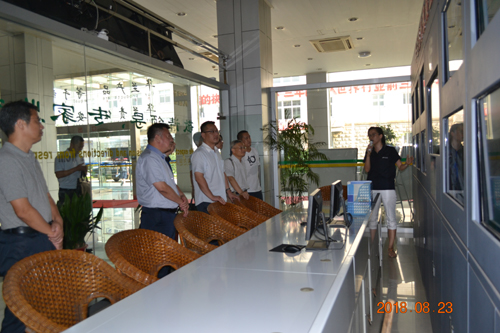 舐め犯し3波多野结衣