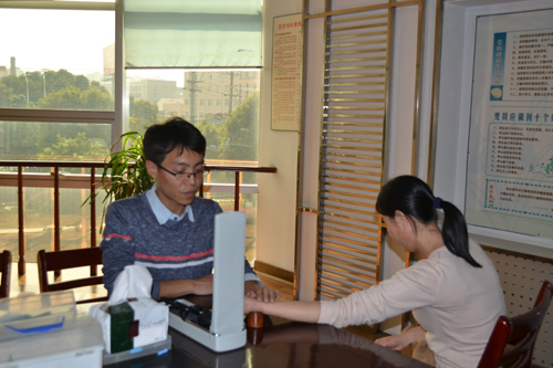 舐め犯し3波多野结衣