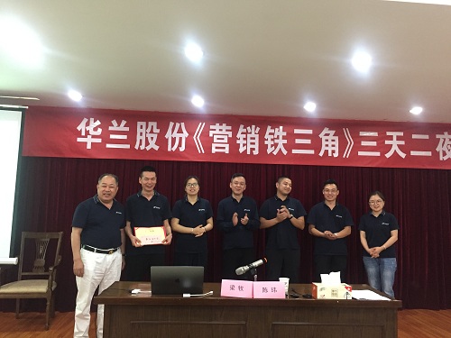 舐め犯し3波多野结衣