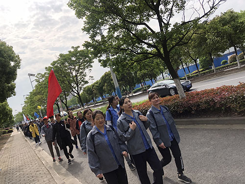 舐め犯し3波多野结衣