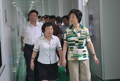 舐め犯し3波多野结衣