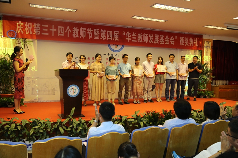 舐め犯し3波多野结衣