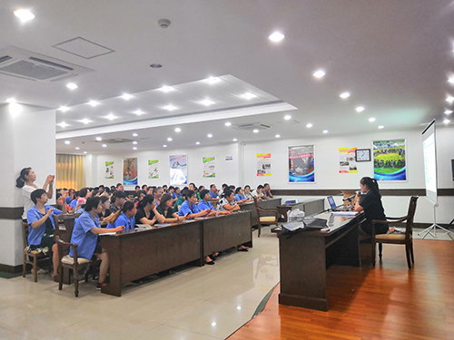 舐め犯し3波多野结衣