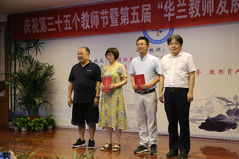 舐め犯し3波多野结衣