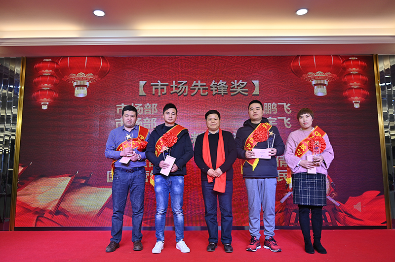 舐め犯し3波多野结衣