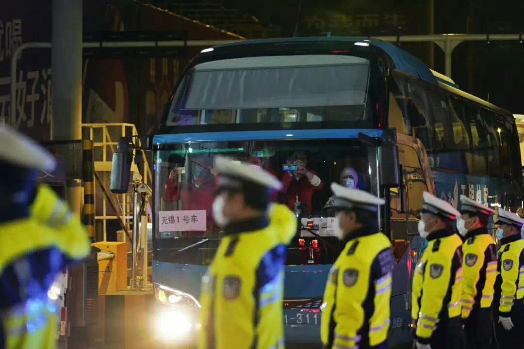 舐め犯し3波多野结衣