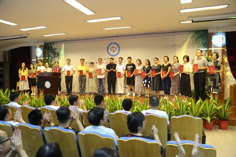 舐め犯し3波多野结衣