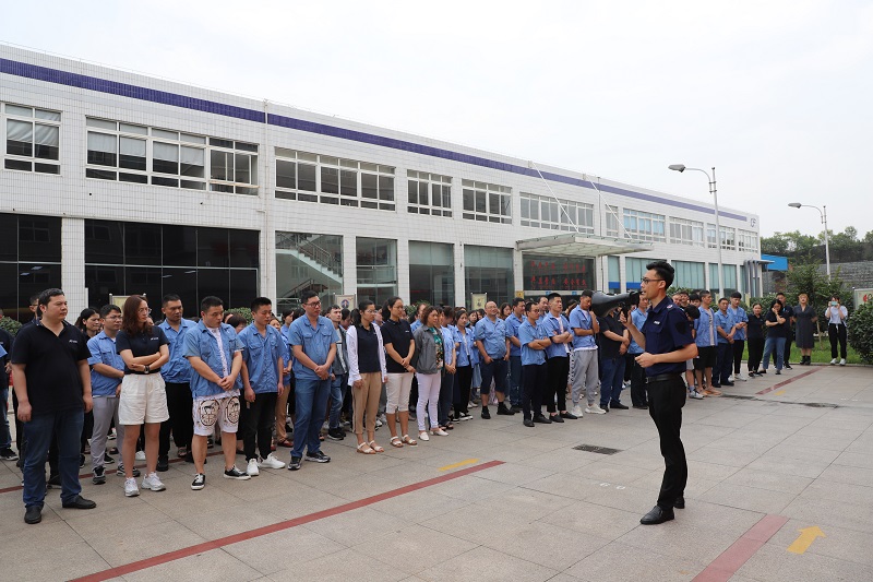 舐め犯し3波多野结衣