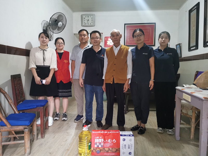 舐め犯し3波多野结衣