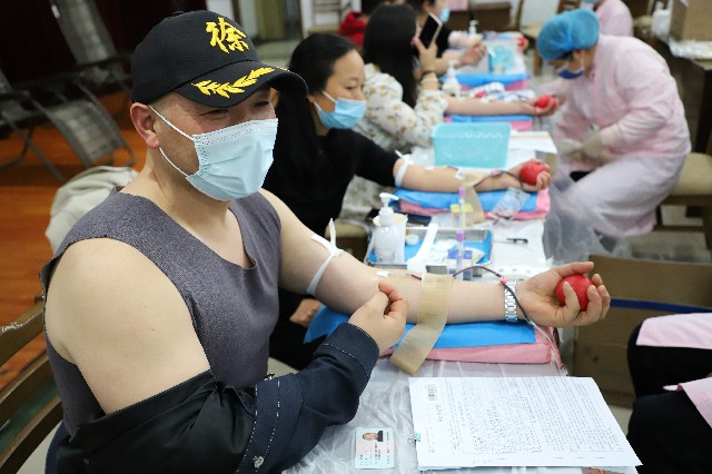舐め犯し3波多野结衣