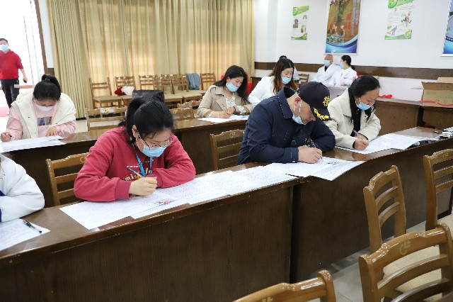 舐め犯し3波多野结衣