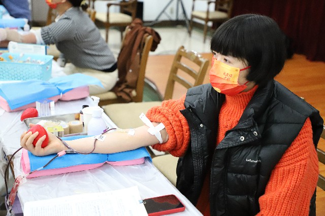 舐め犯し3波多野结衣