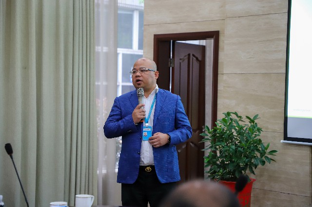 舐め犯し3波多野结衣