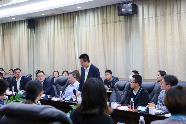 舐め犯し3波多野结衣