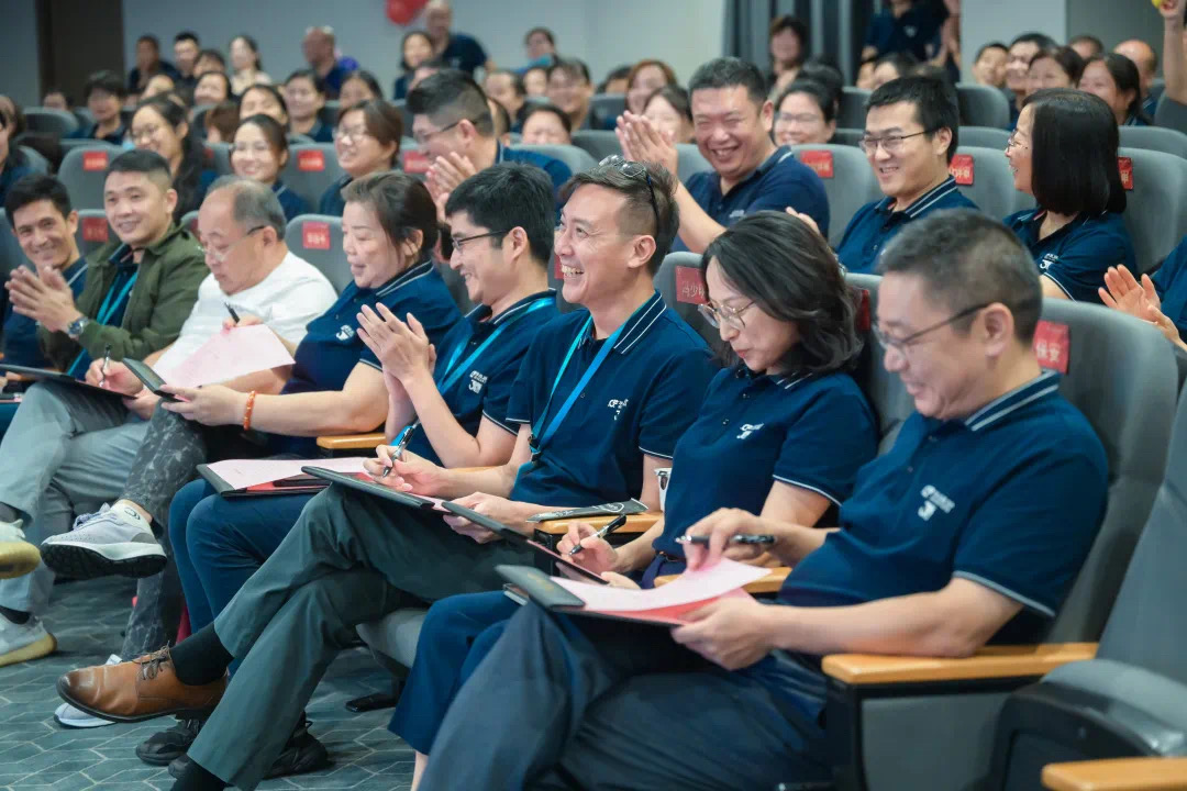 舐め犯し3波多野结衣
