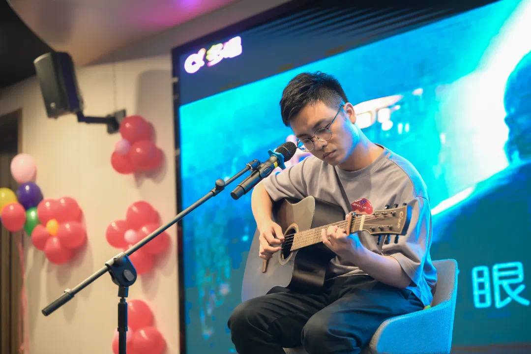 舐め犯し3波多野结衣