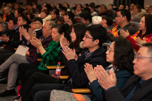 舐め犯し3波多野结衣