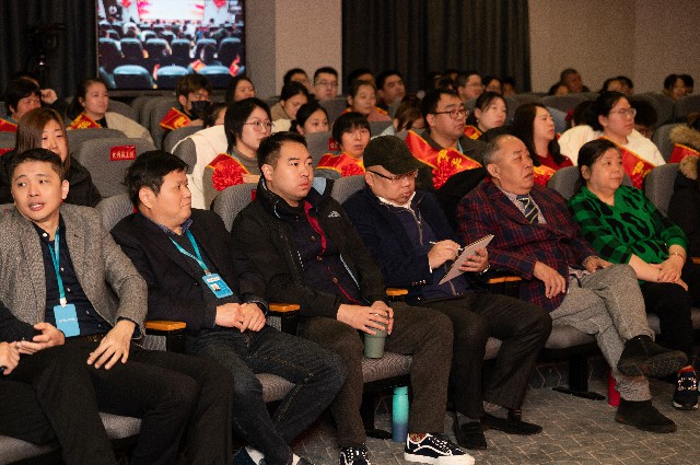 舐め犯し3波多野结衣