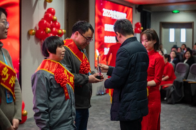 舐め犯し3波多野结衣