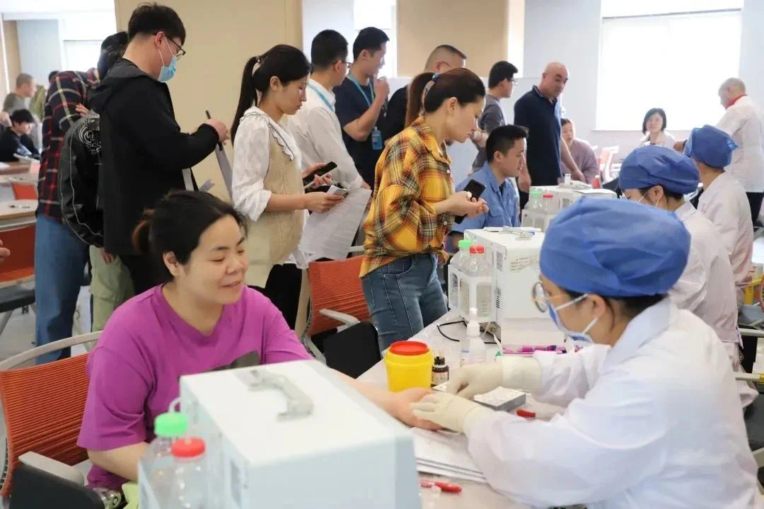 舐め犯し3波多野结衣