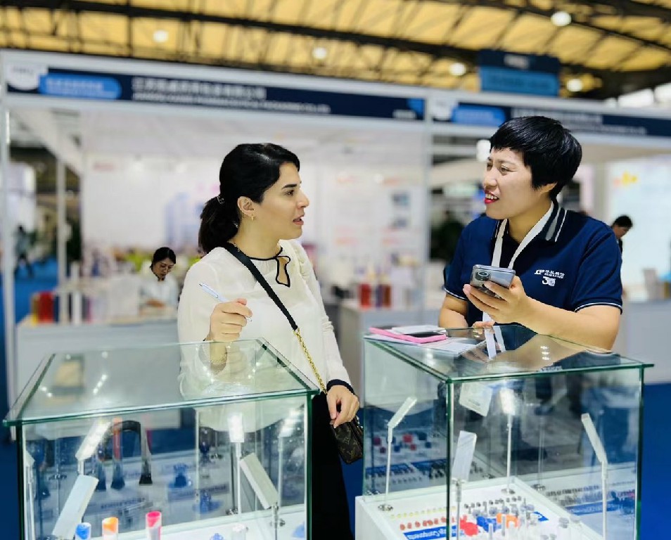 舐め犯し3波多野结衣