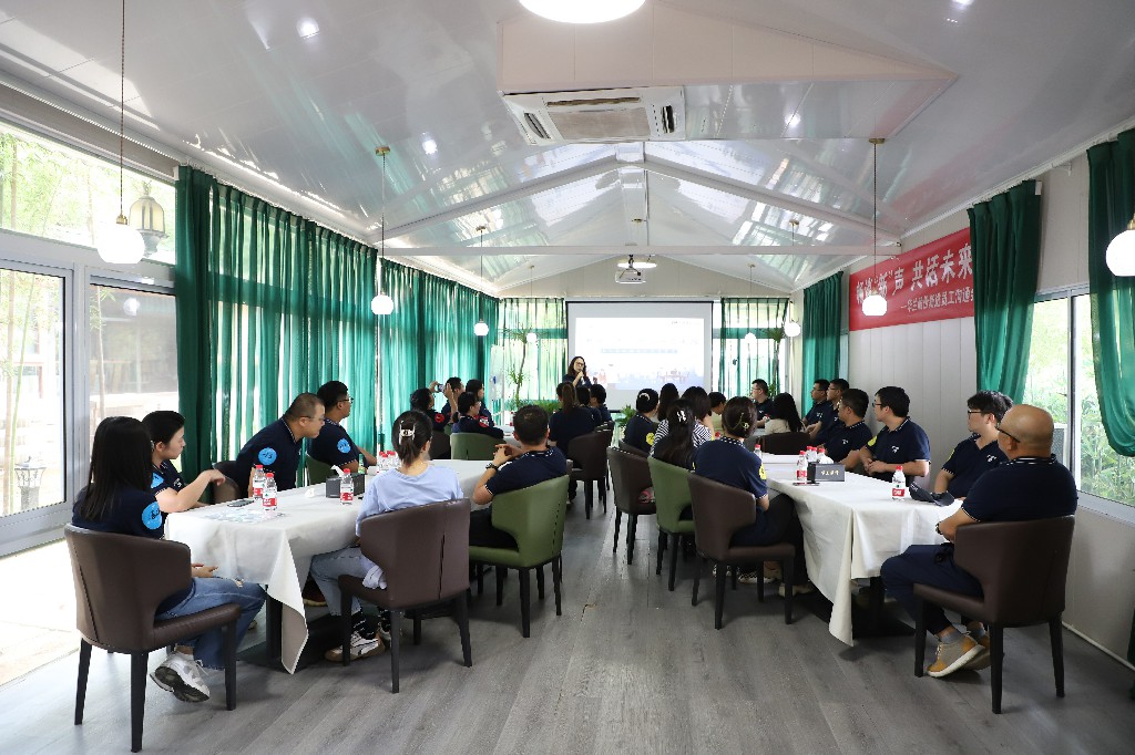 舐め犯し3波多野结衣