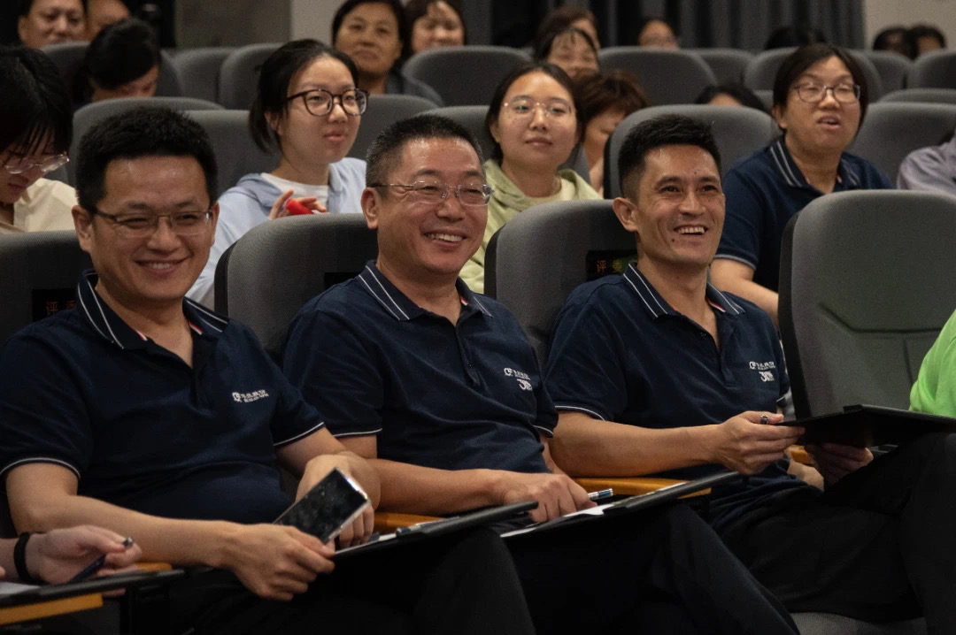 舐め犯し3波多野结衣