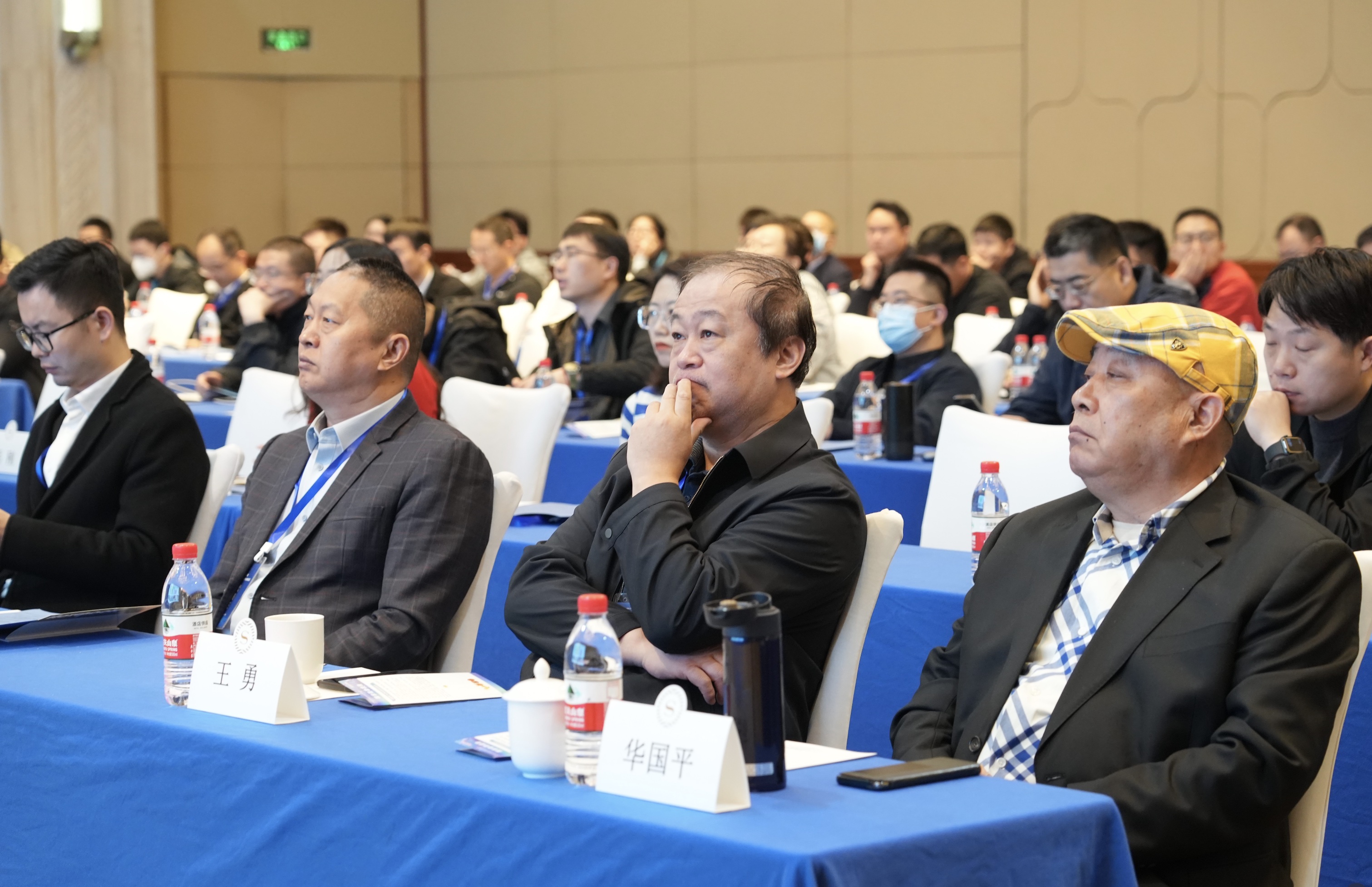 舐め犯し3波多野结衣