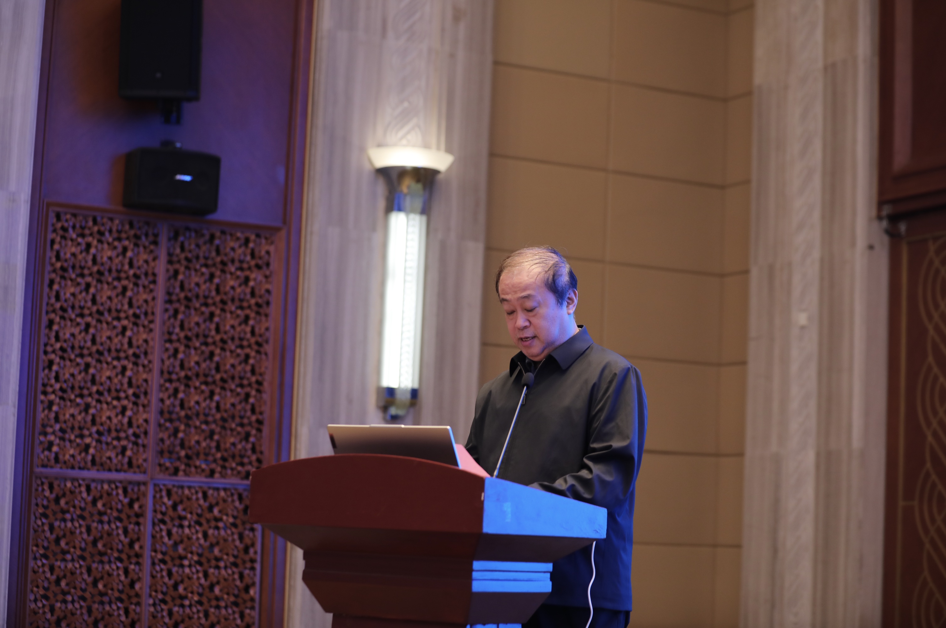 舐め犯し3波多野结衣