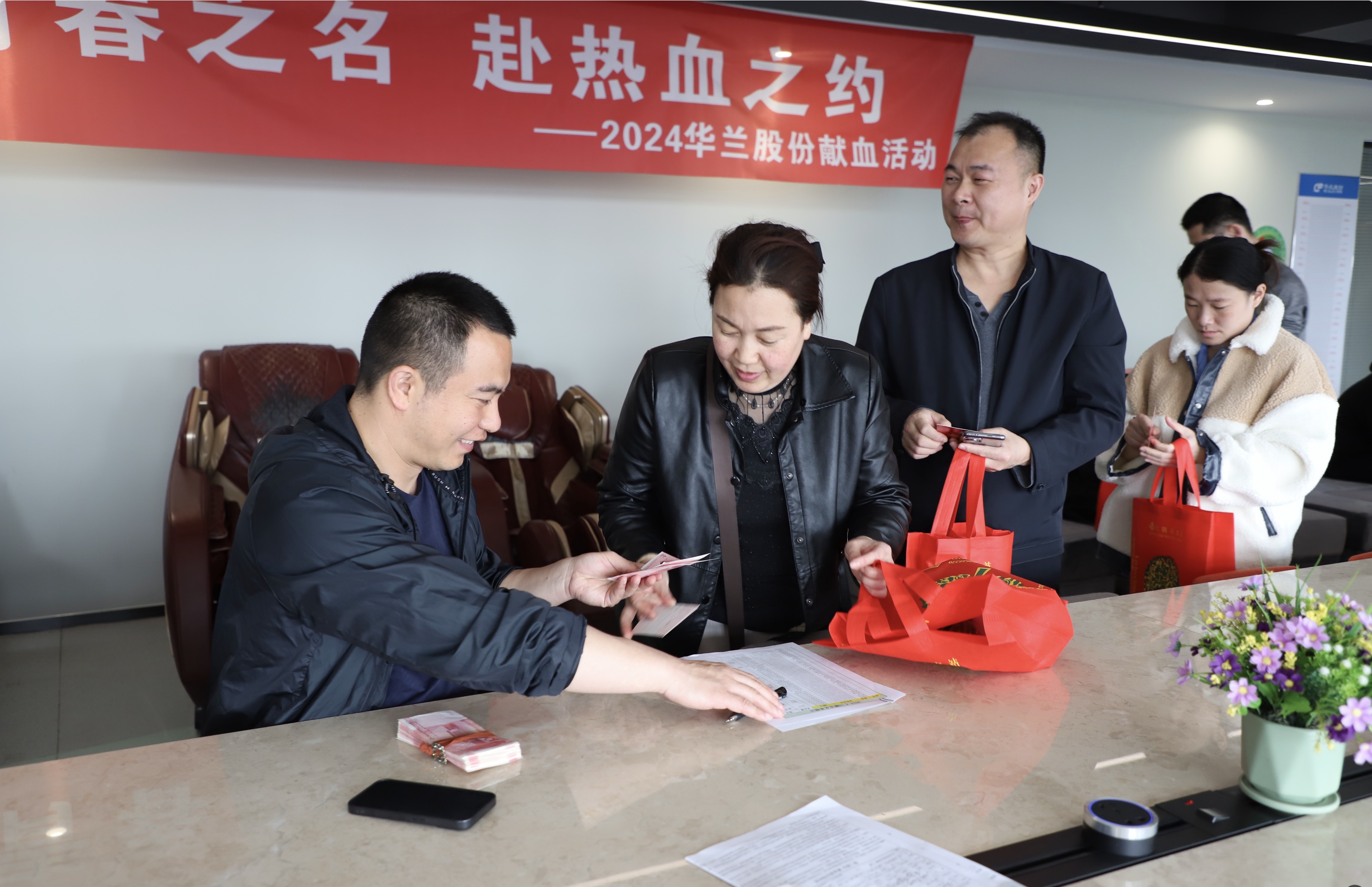 舐め犯し3波多野结衣