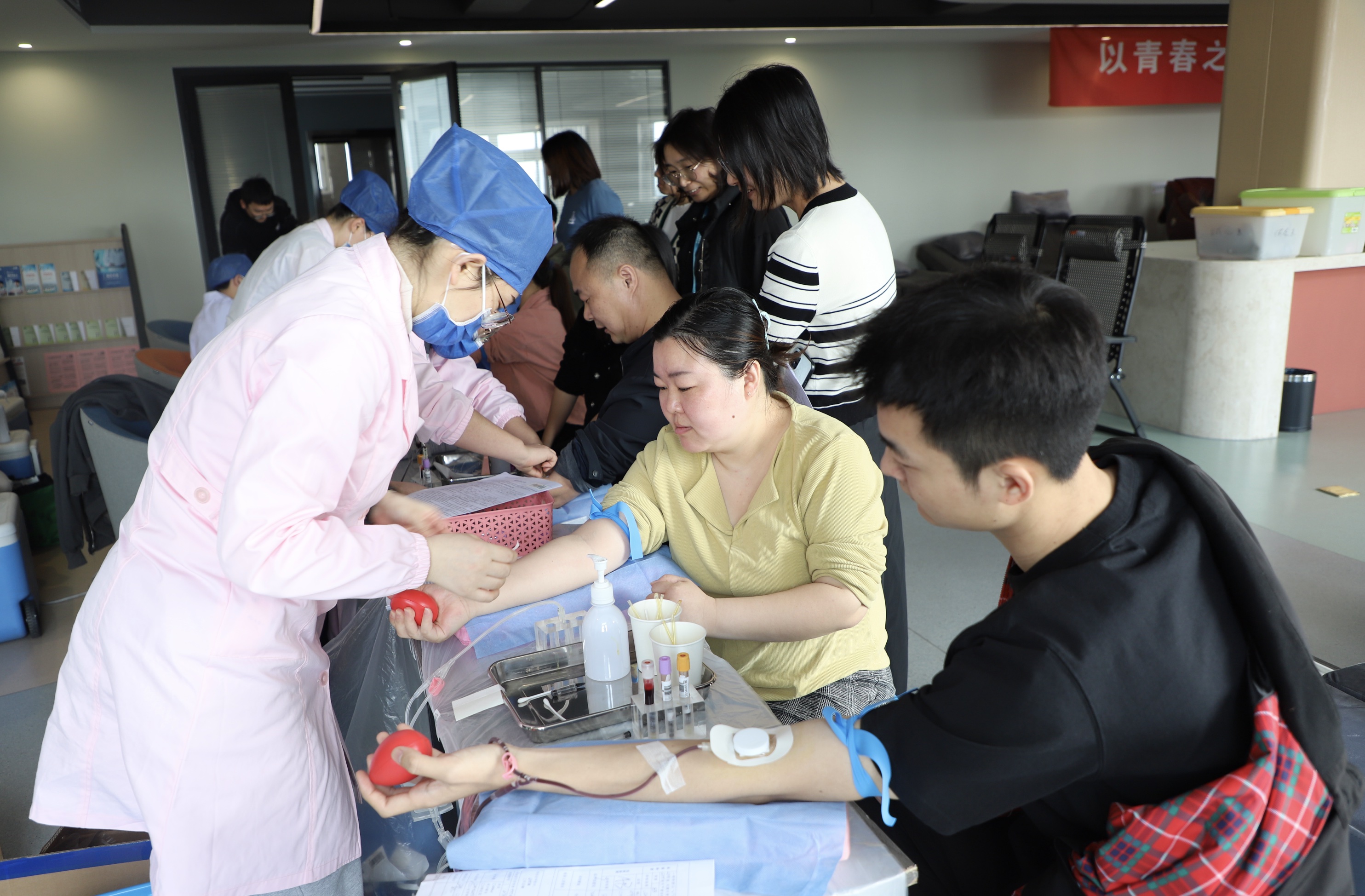 舐め犯し3波多野结衣