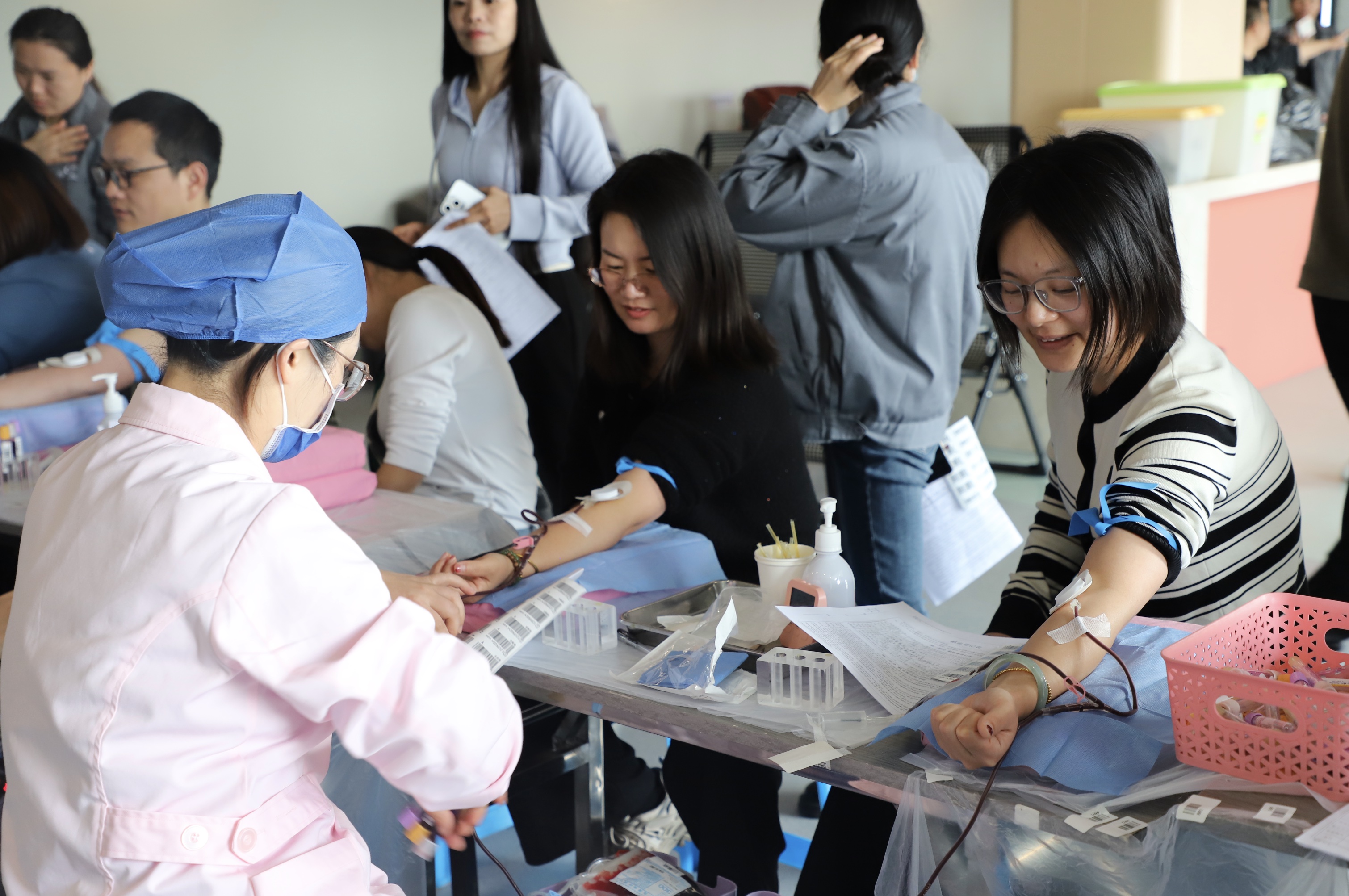 舐め犯し3波多野结衣