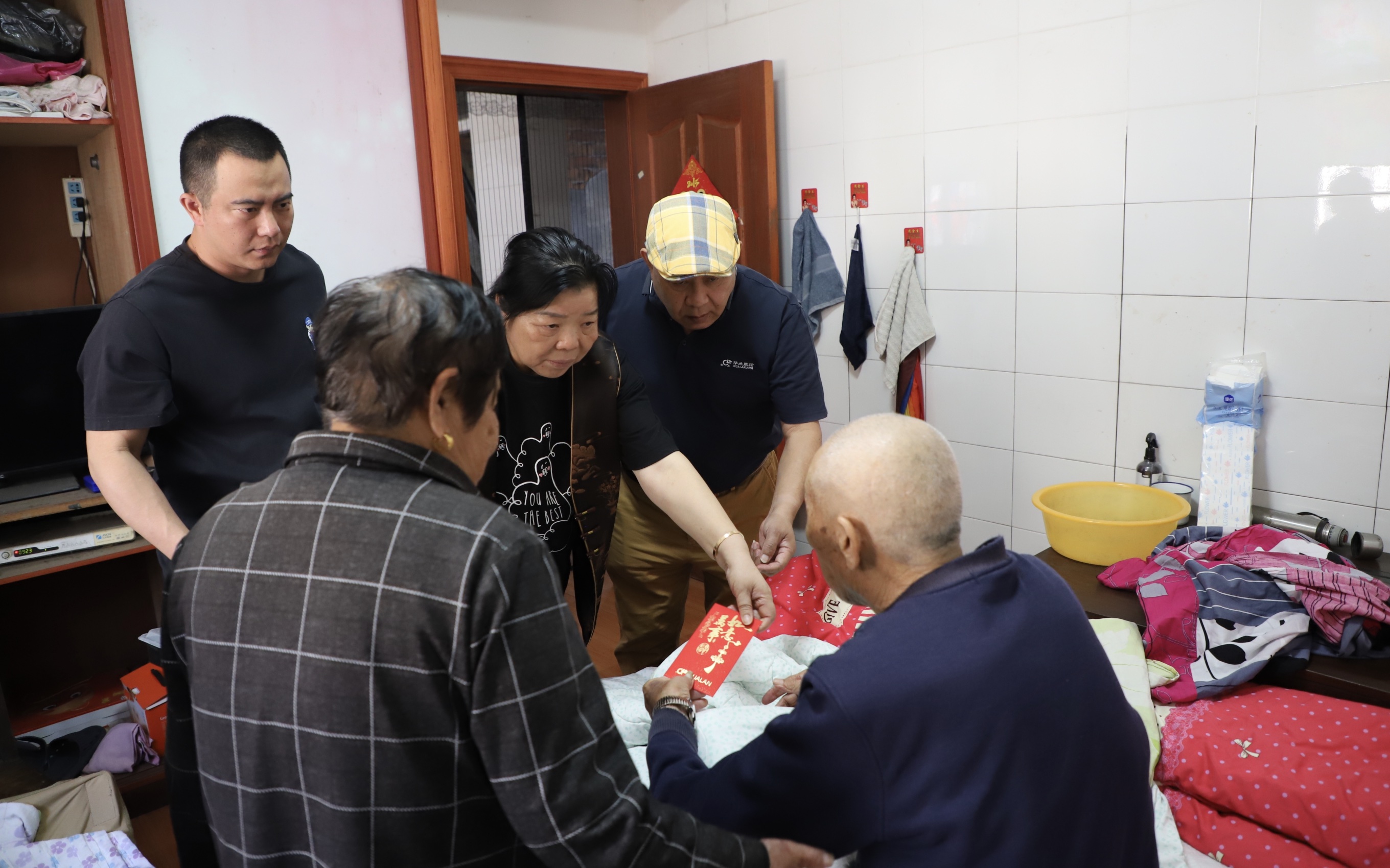 舐め犯し3波多野结衣