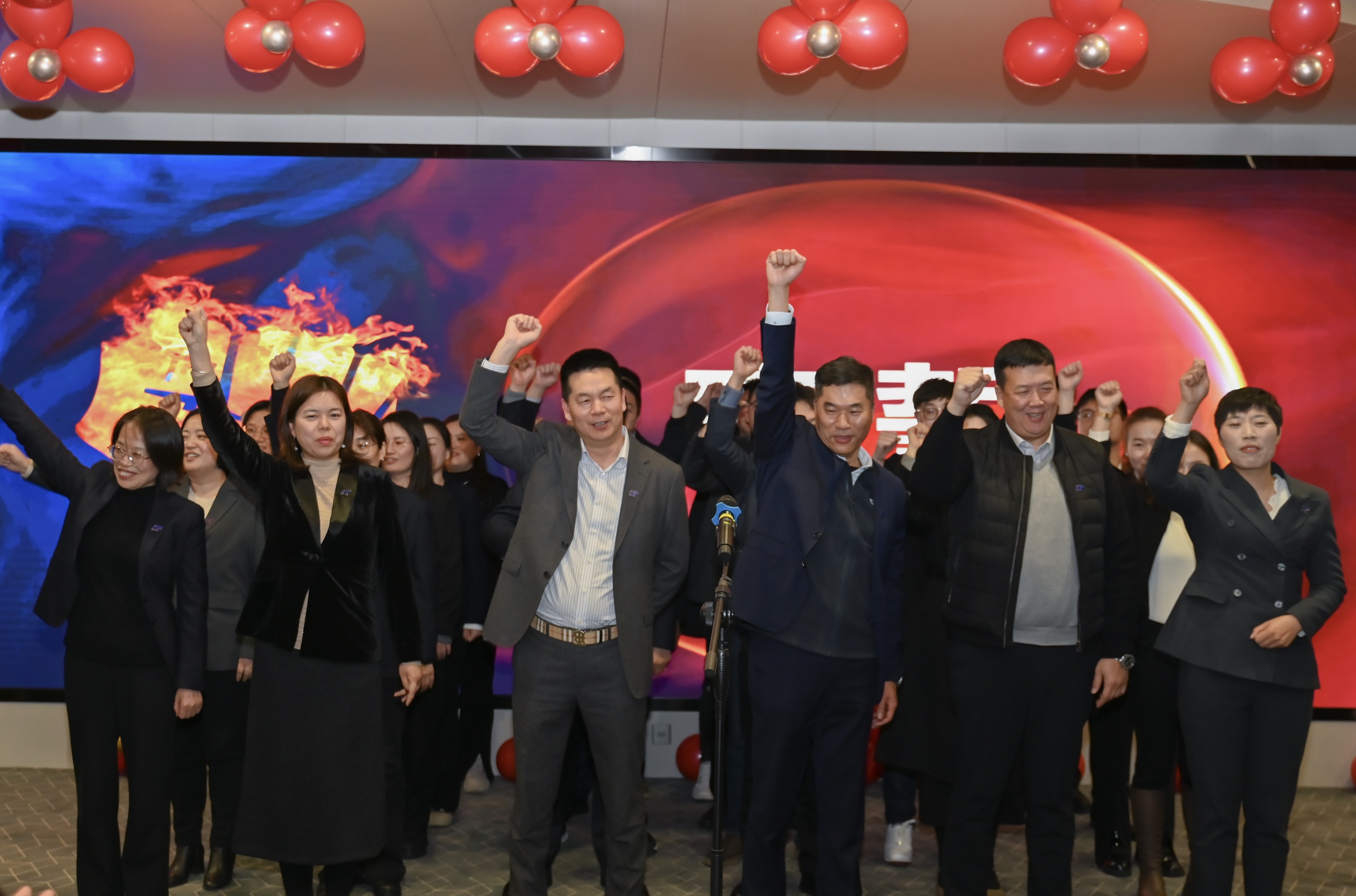 舐め犯し3波多野结衣