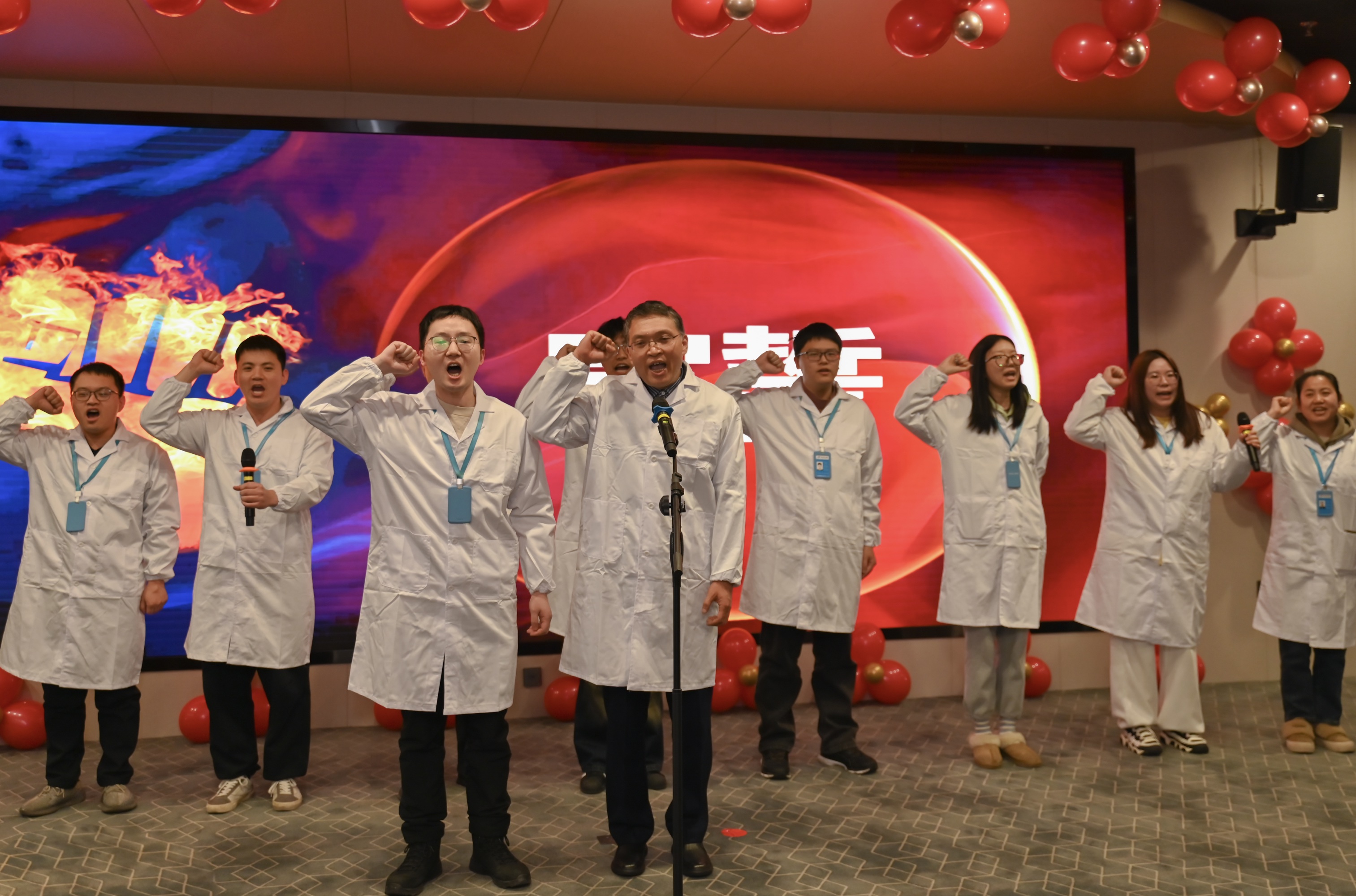 舐め犯し3波多野结衣