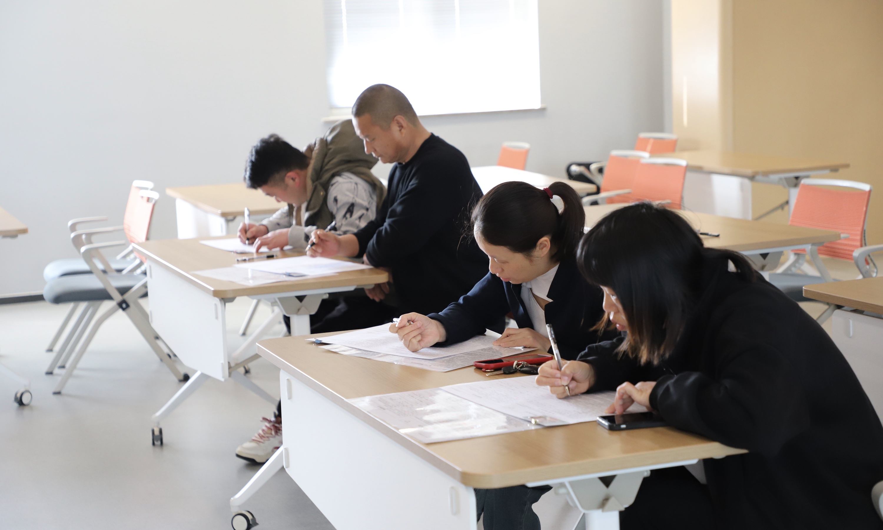 舐め犯し3波多野结衣