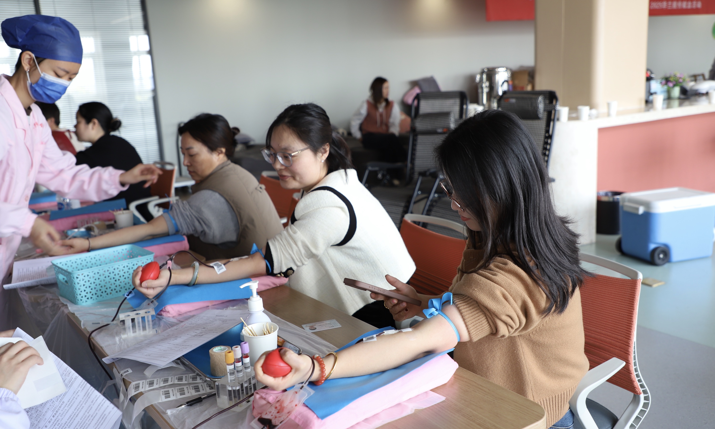 舐め犯し3波多野结衣