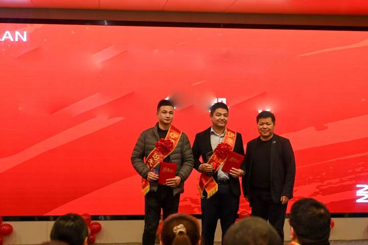 舐め犯し3波多野结衣